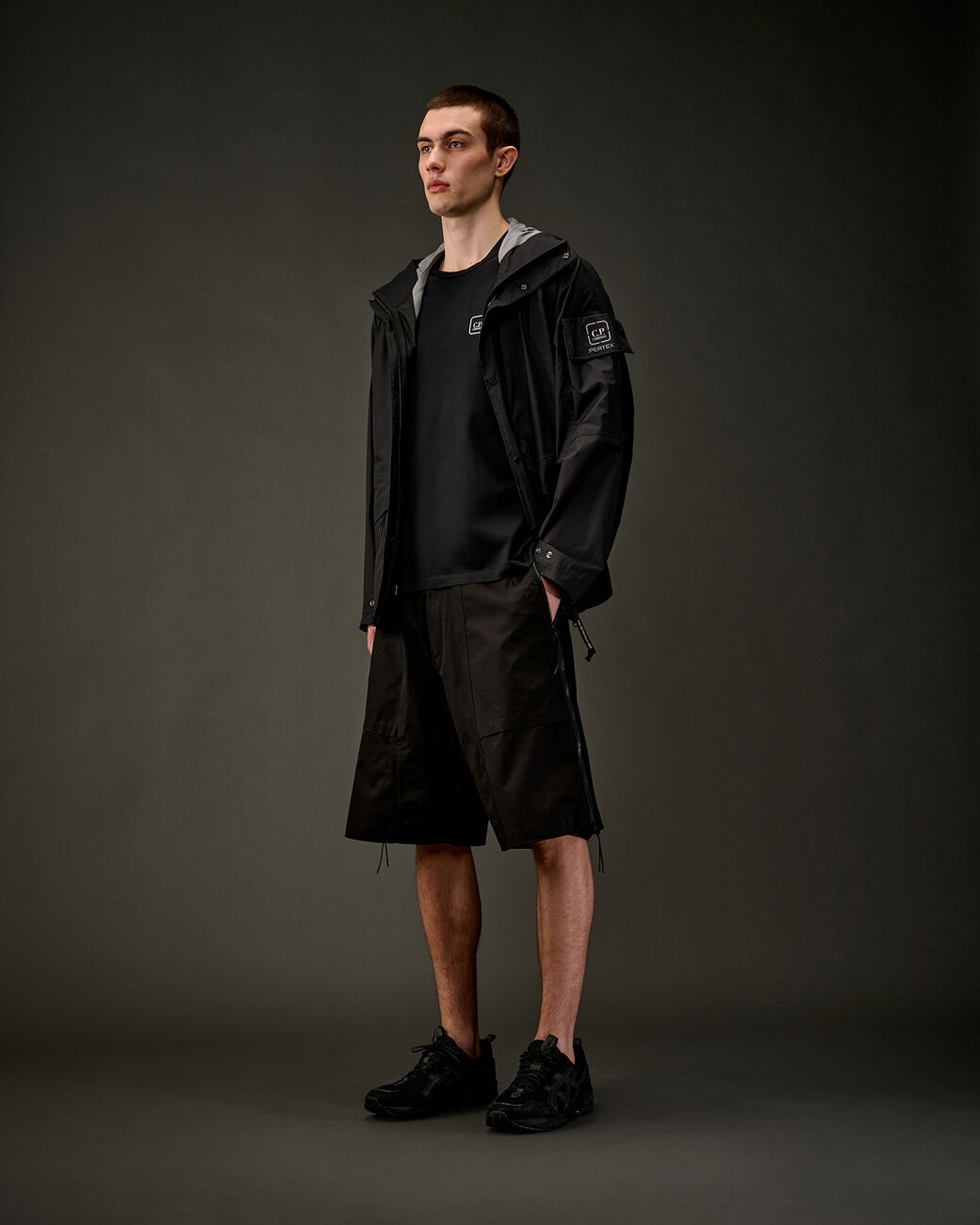 C.P. COMPANY - METROPOLIS HYST SHORTS - BLACK