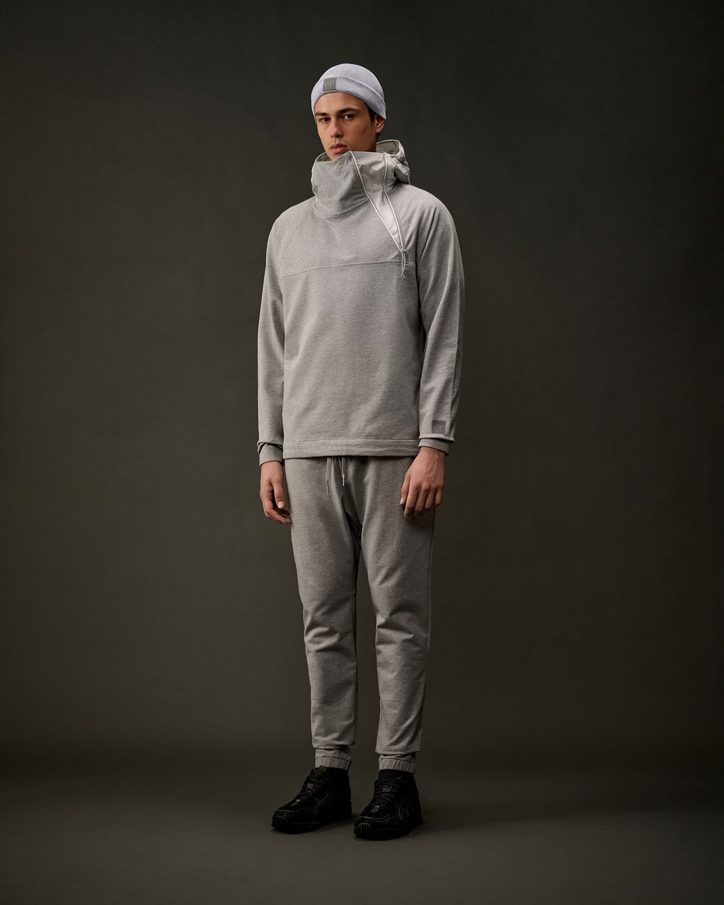 C.P. COMPANY - STRCH FLEECE MIXED ZIP HDD SWSH - GAUZE WHITE
