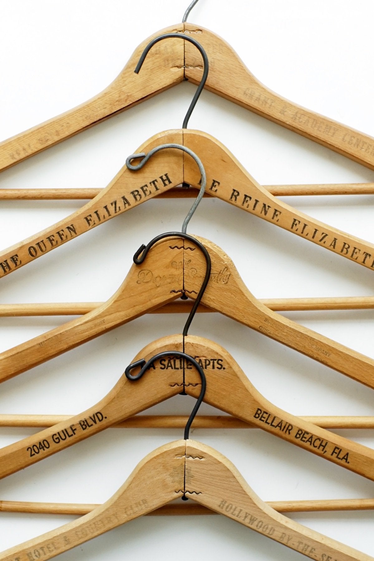 1950s~1970s VINTAGE WOODEN HANGER - 010