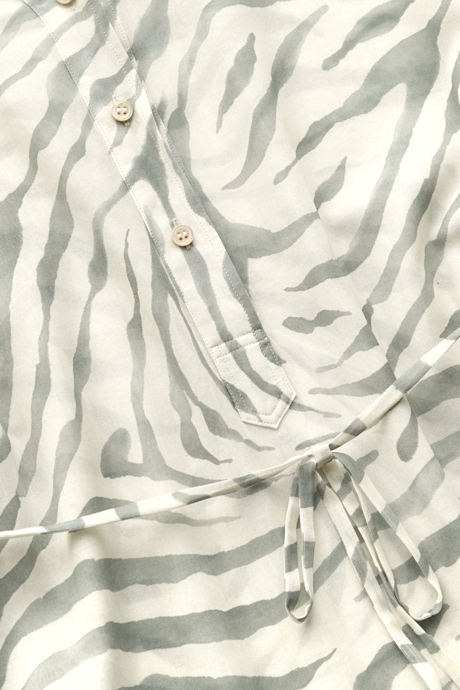 WRYHT - SLIT NECK PAJAMA DRESS - ANIMAL (EUCALYPTUS)