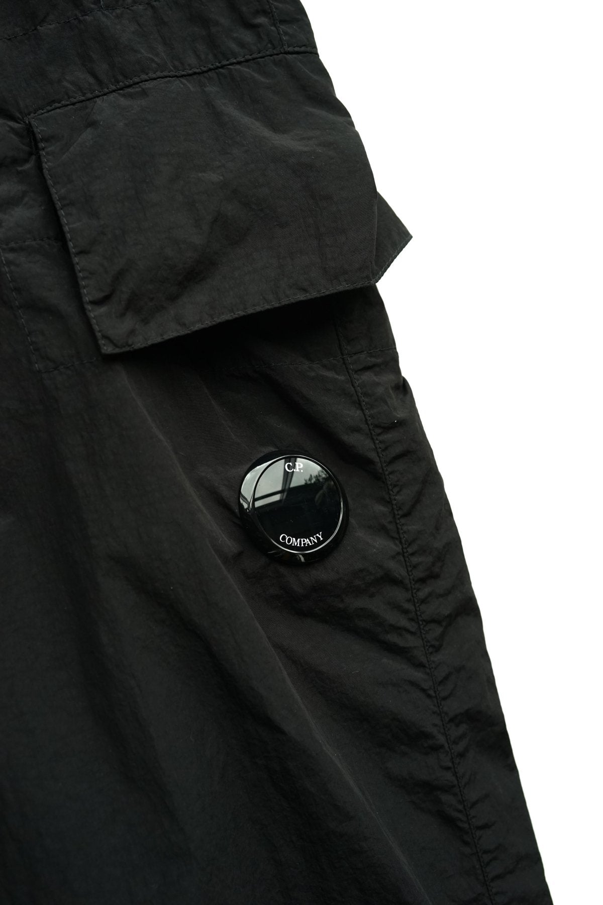 C.P. COMPANY - FLATT NYLON OVERSIZED PANTS - BLACK