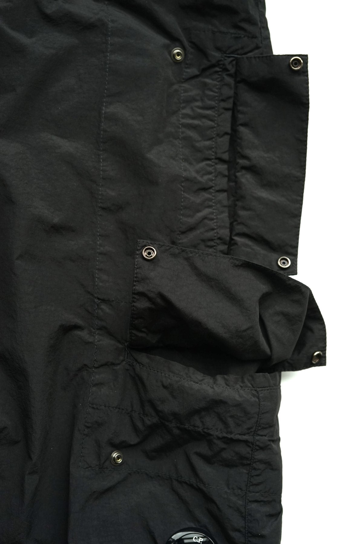 C.P. COMPANY - FLATT NYLON OVERSIZED PANTS - BLACK