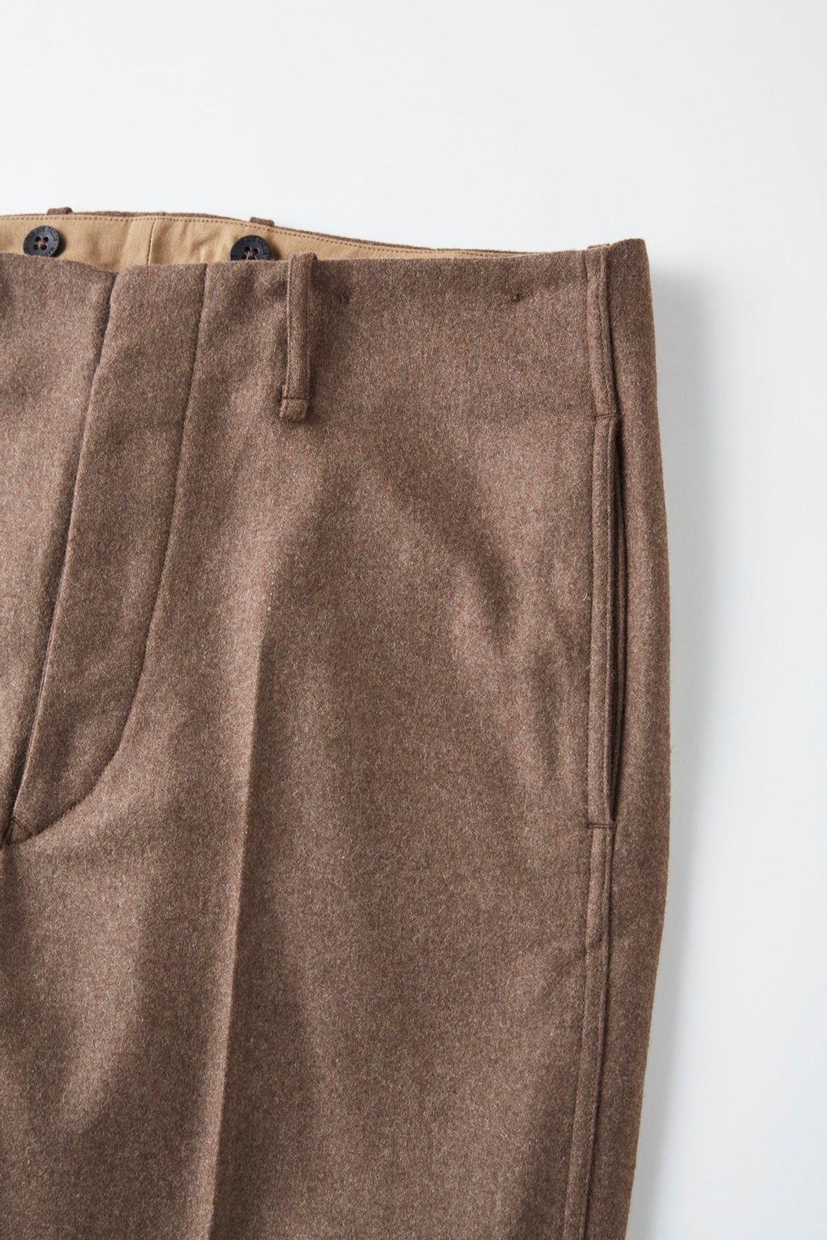 ○OLD JOE - PLEATED LIBERTY TROUSER - BARK