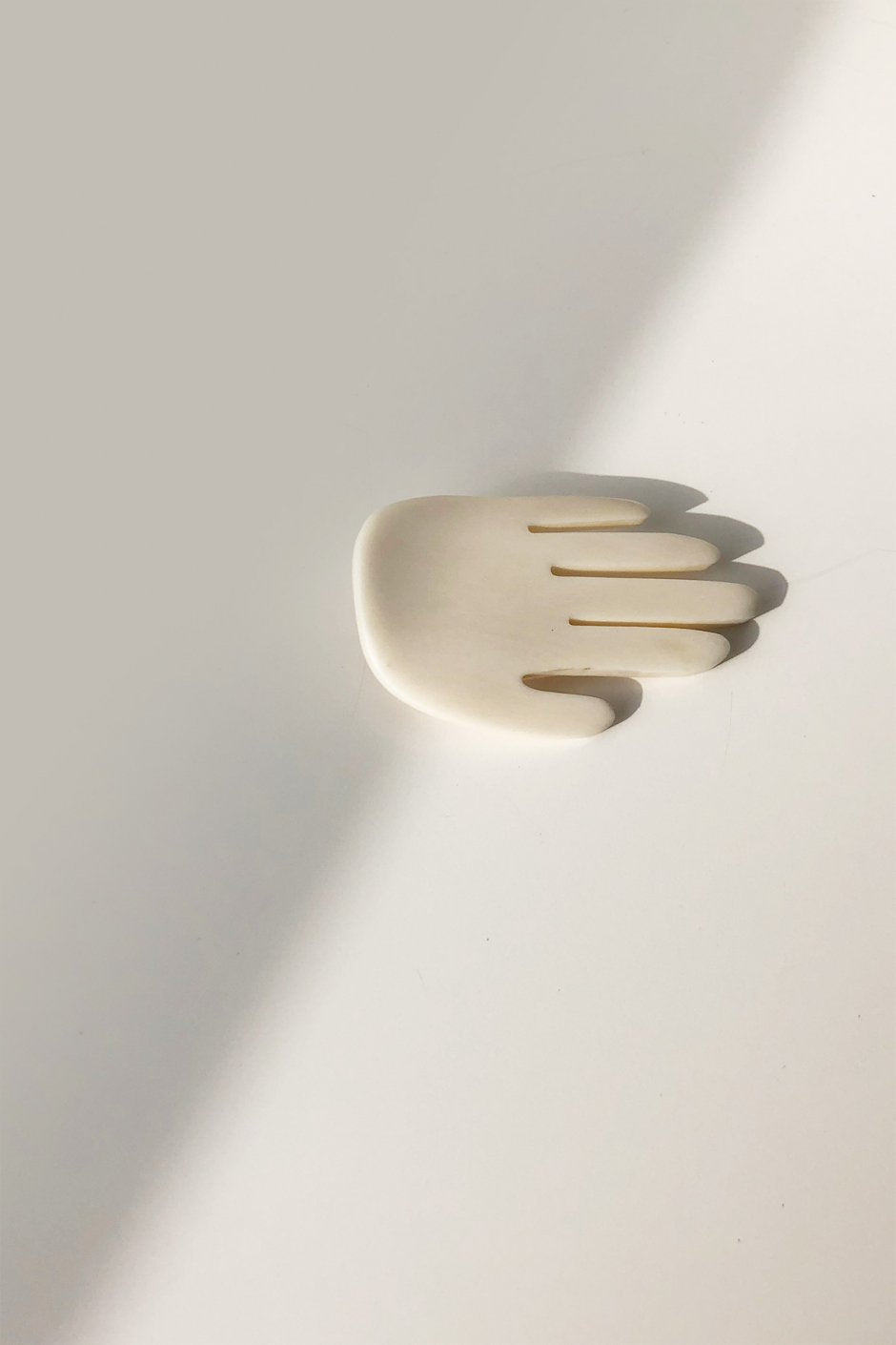 8UEDE - PATCH BONE PIN - WHITE GROSS
