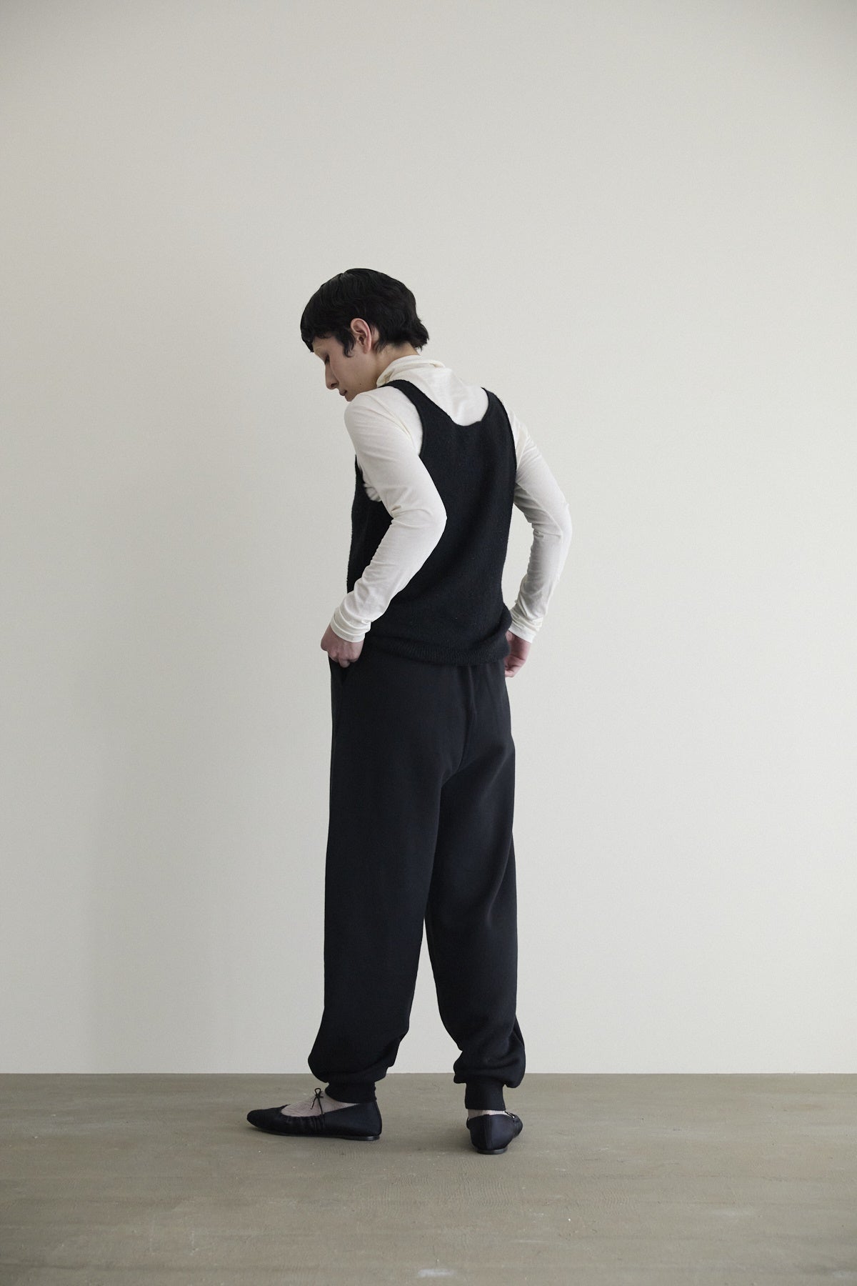 humoresque - stardust vest - black