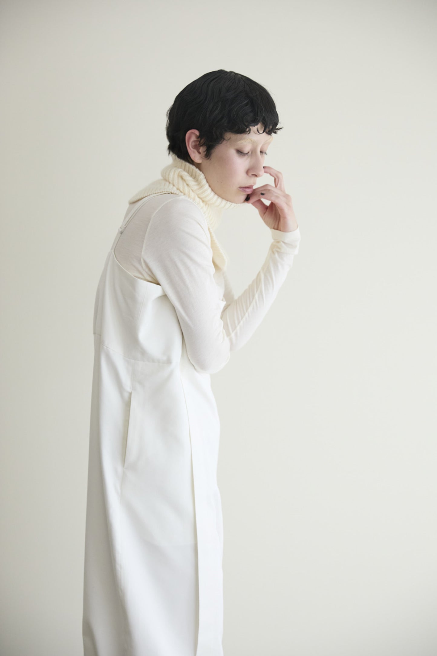 humoresque - turtle neck collar - ivory