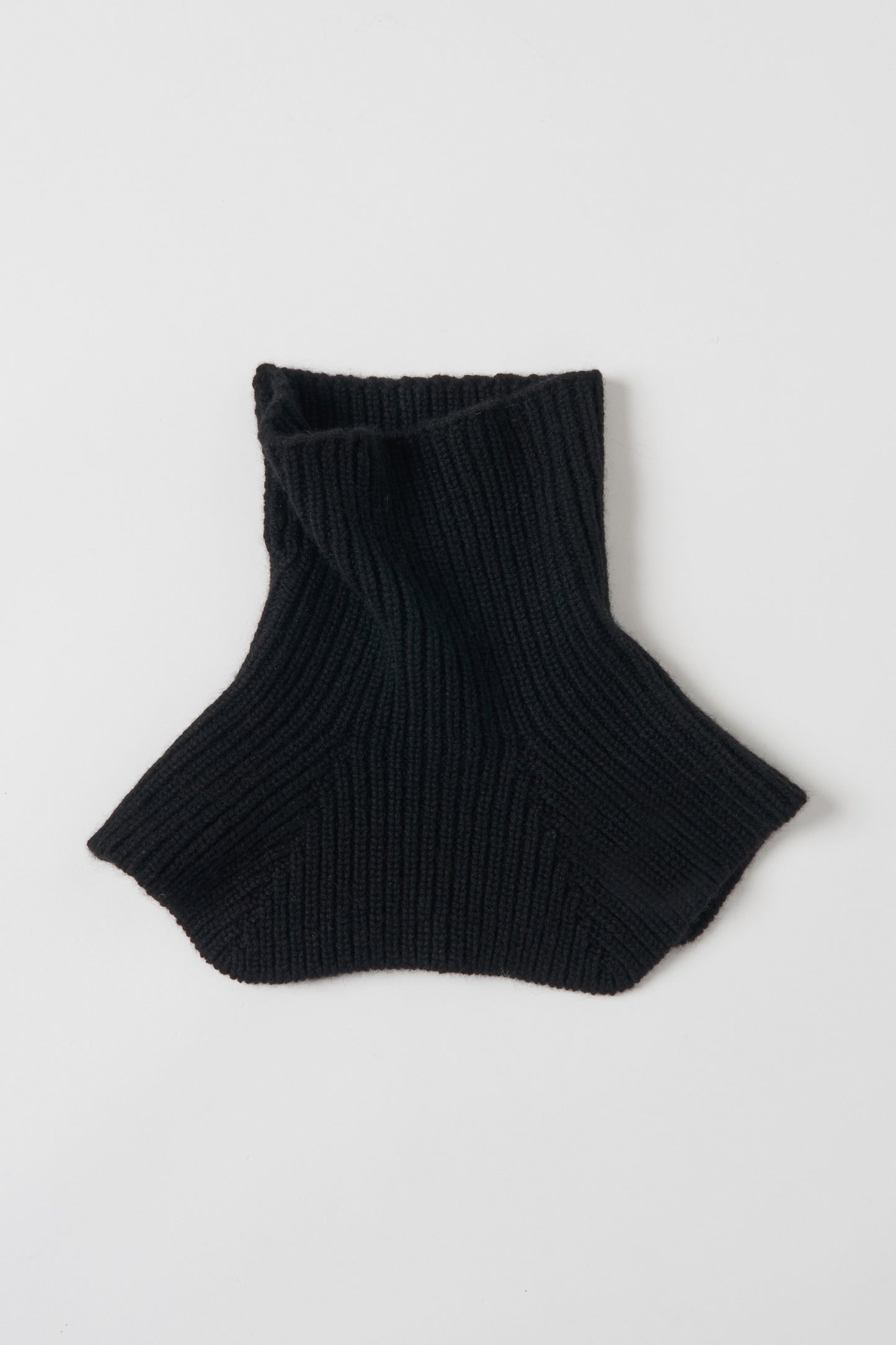 humoresque - turtle neck collar - black