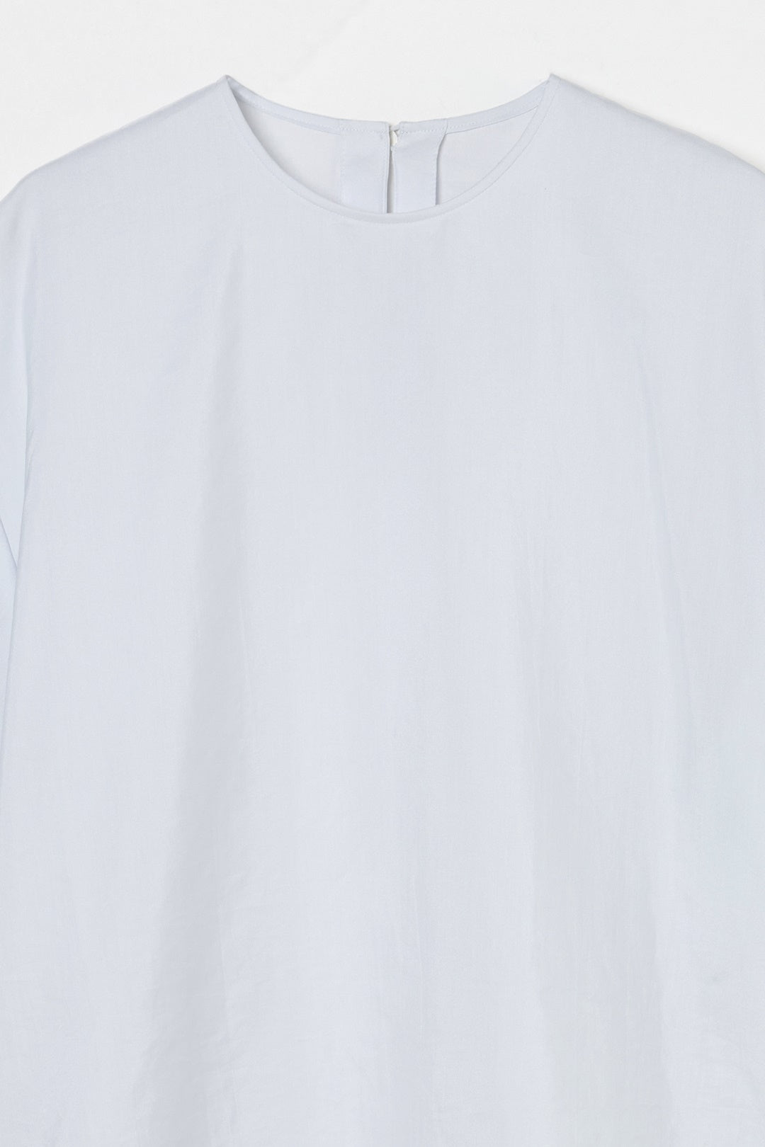 humoresque - puff sleeve pullover short - frosty blue