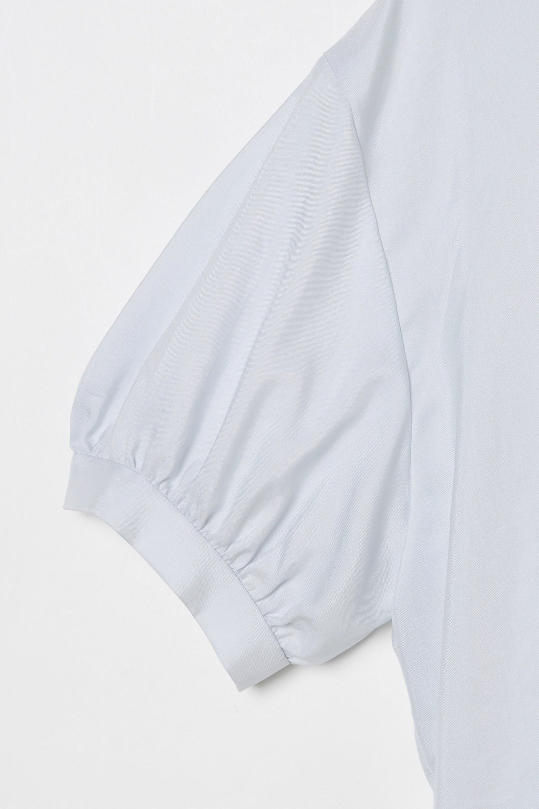 humoresque - puff sleeve pullover short - frosty blue