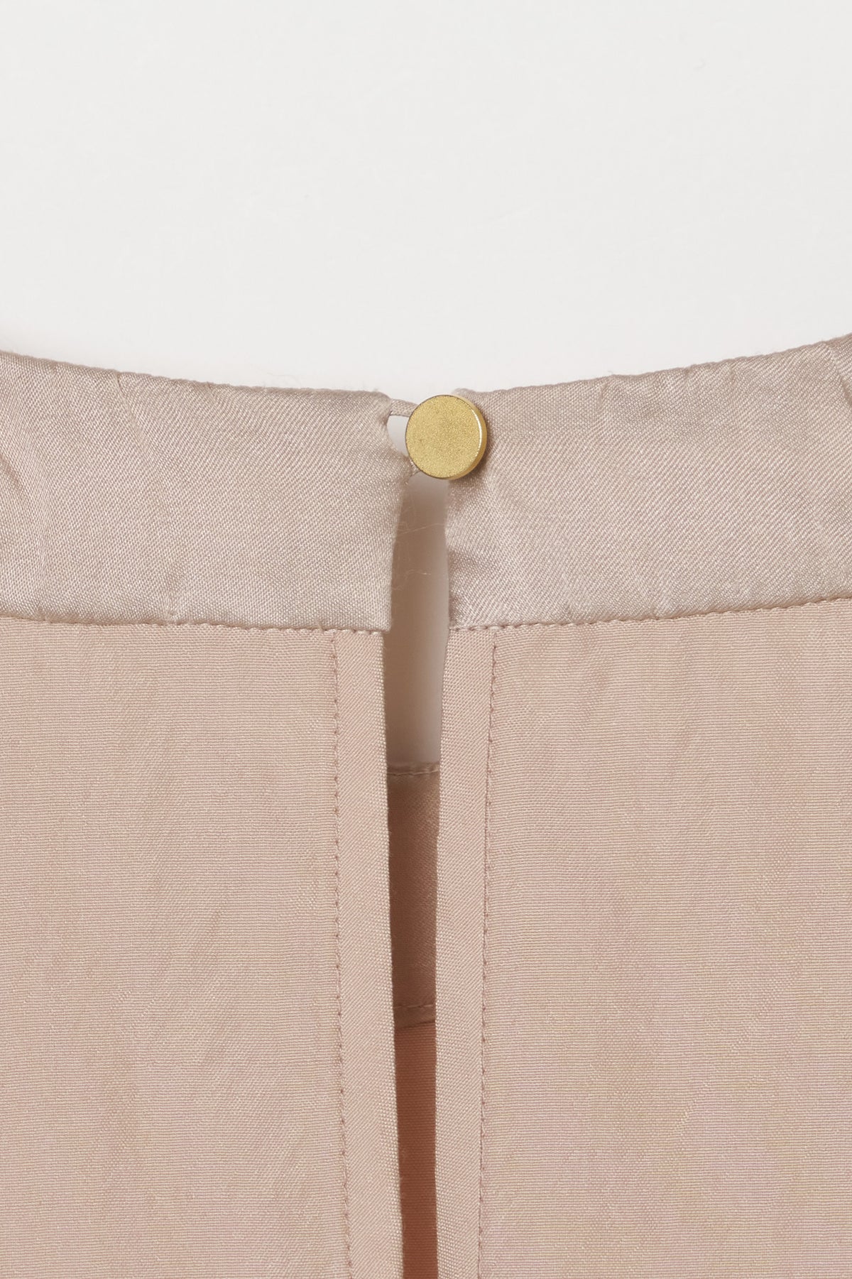 humoresque - puff sleeve pullover - nude