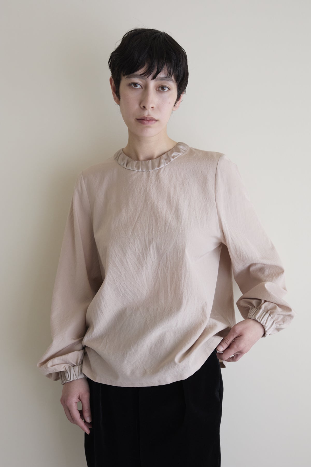 humoresque - puff sleeve pullover - nude