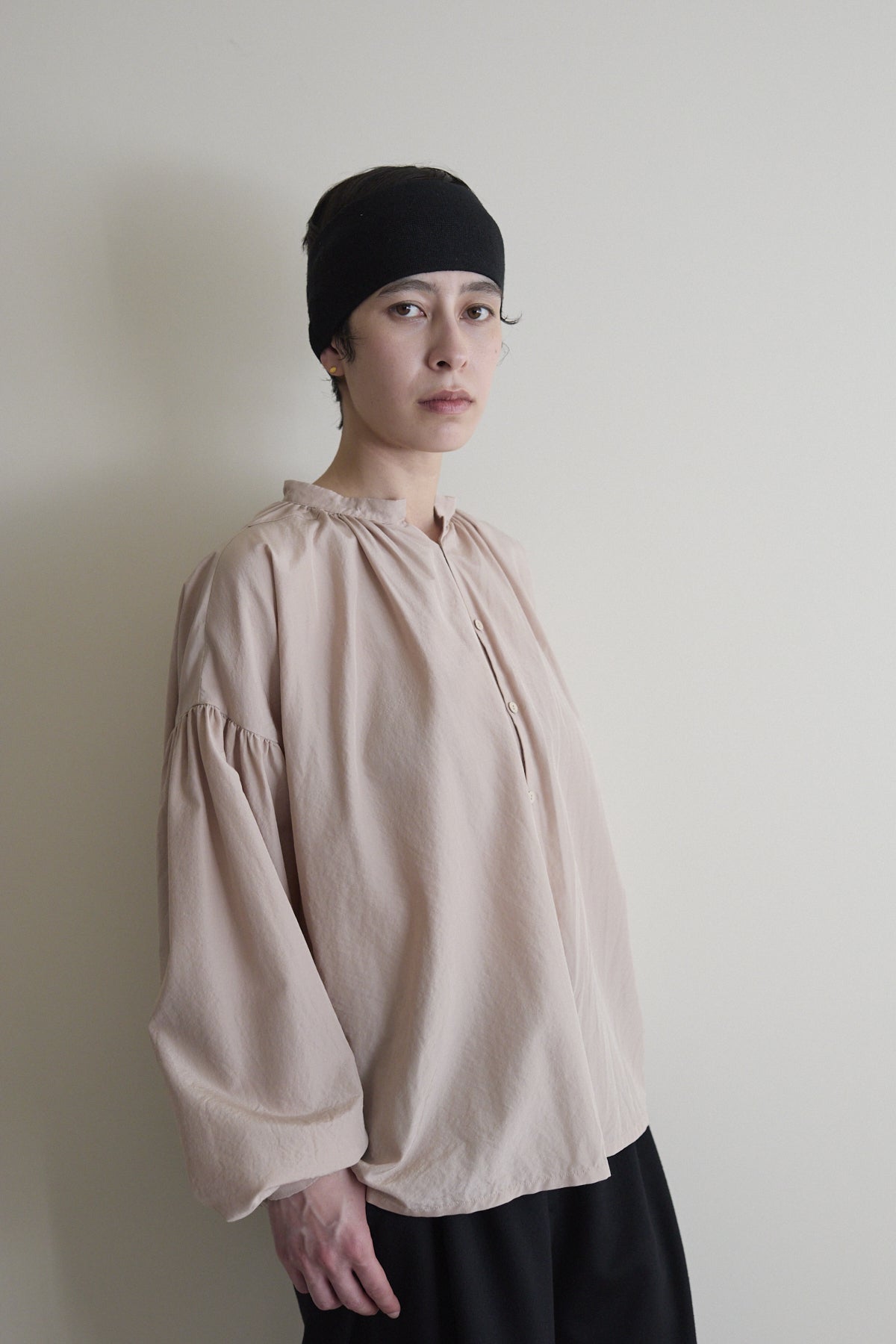 humoresque - gather blouse - nude