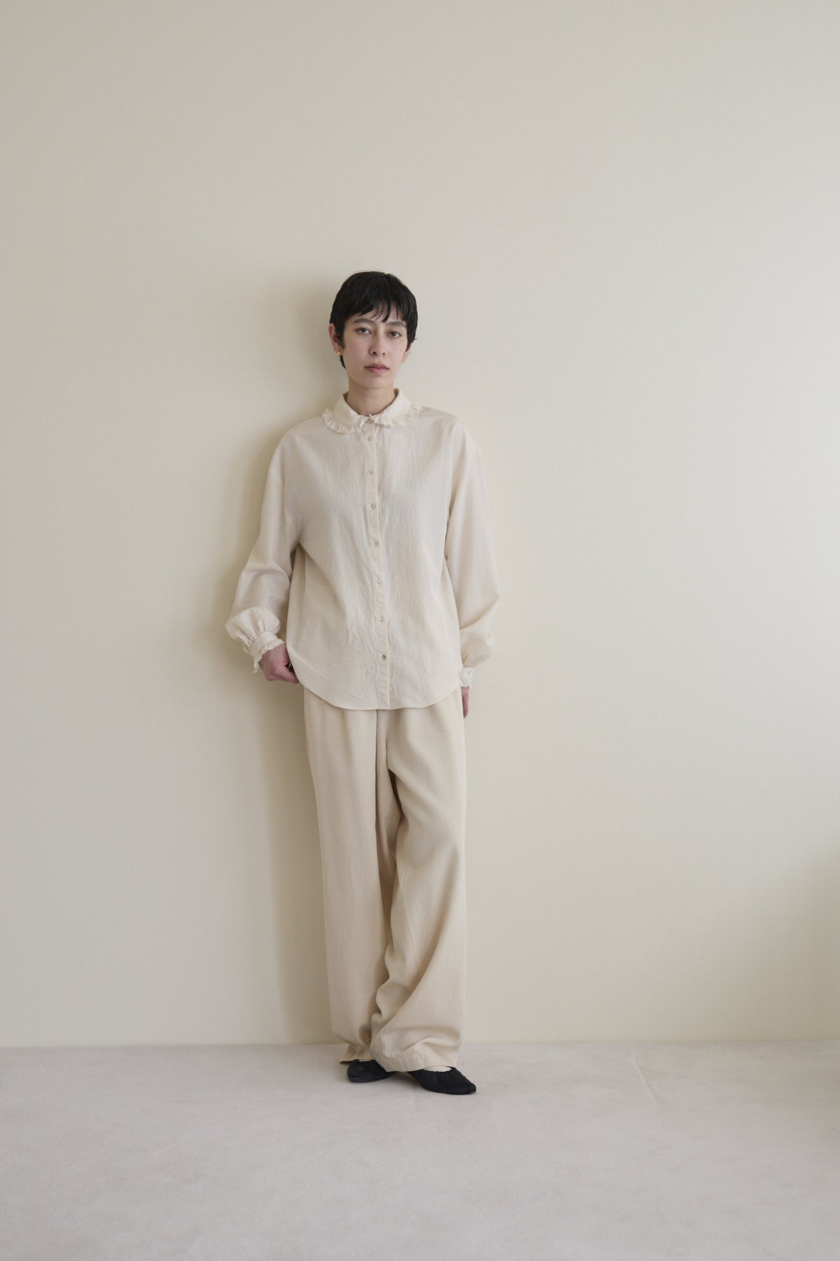 humoresque - frill collar blouse - natural