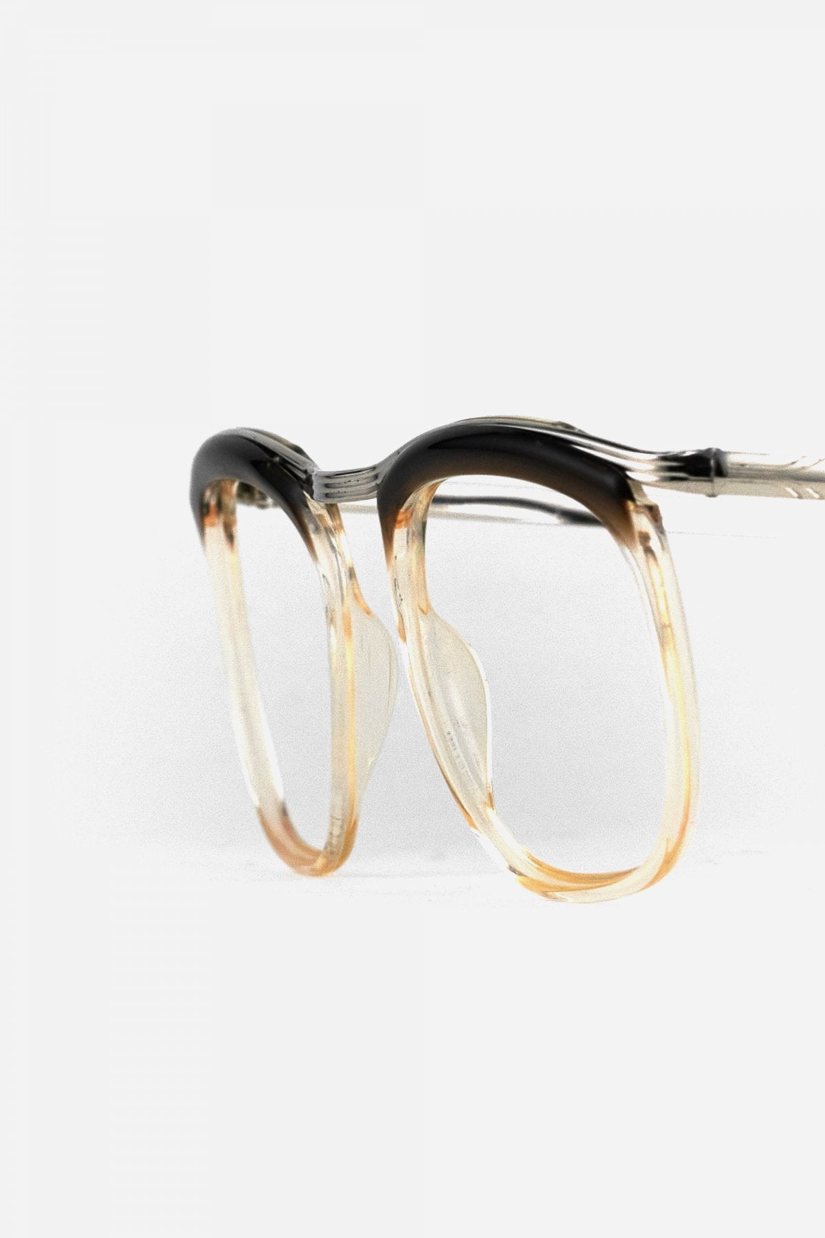 1960s FRANCE VINTAGE EYEWEAR AMOR STYLE - OPT-715