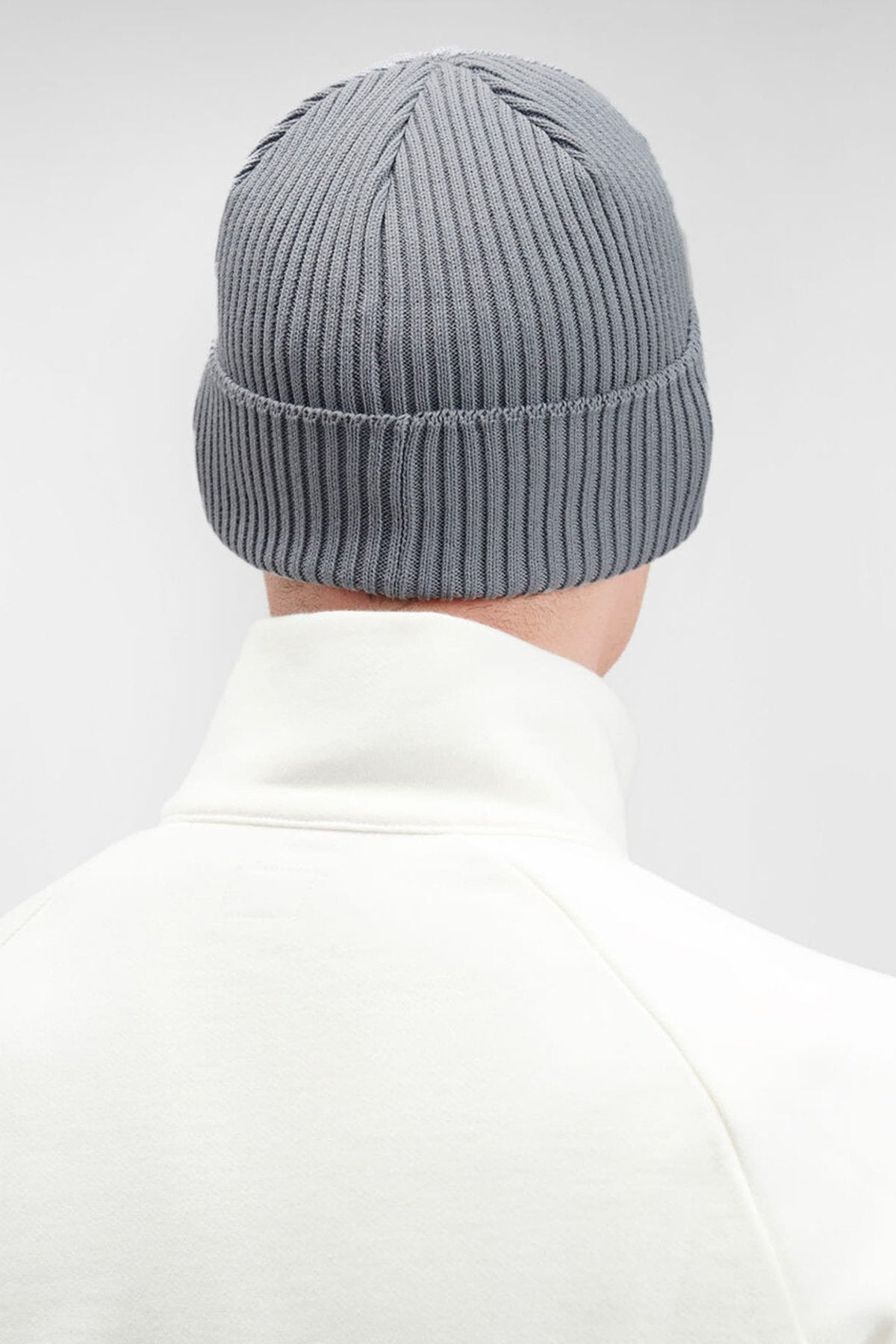 C.P. COMPANY - COTTON GOGGLE BEANIE - DARK SHADOW
