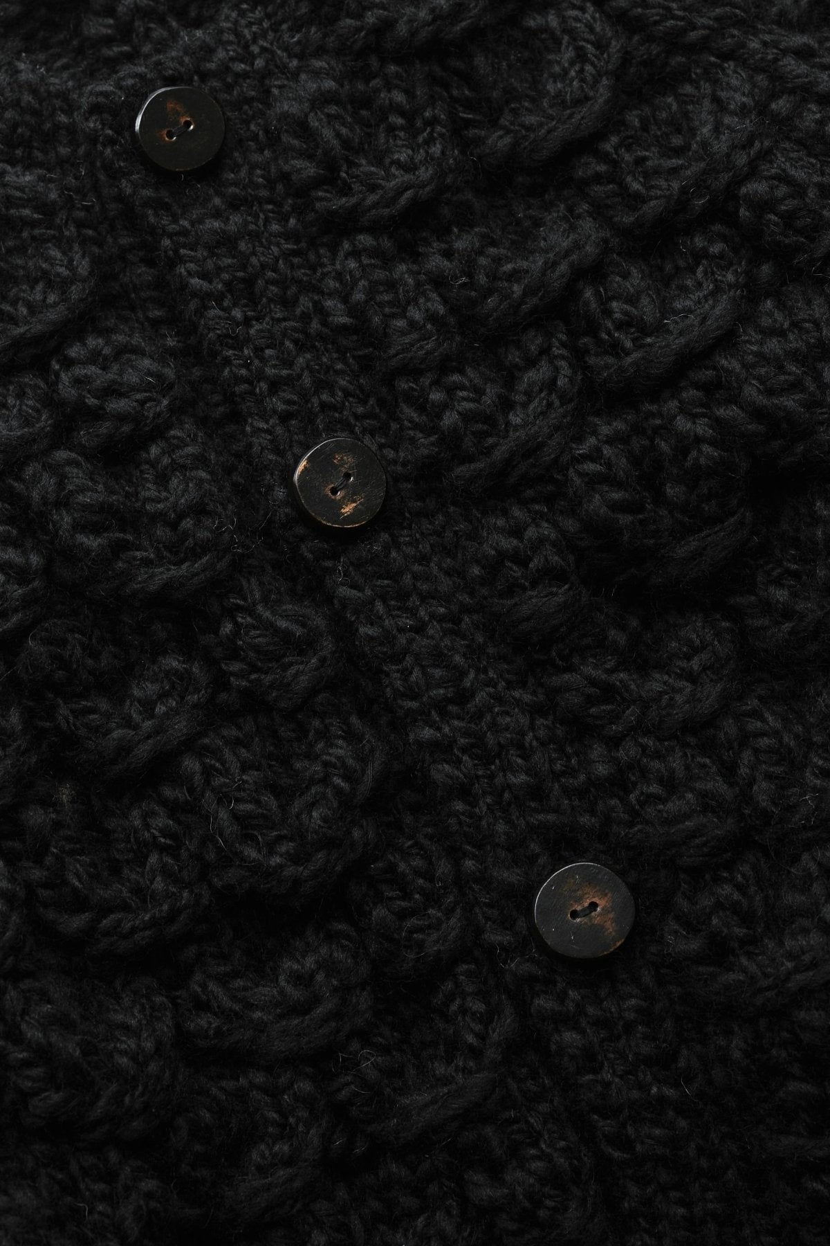 OLD JOE - SHELL PATTERN CREW-NECK COWICHAN - BLACK