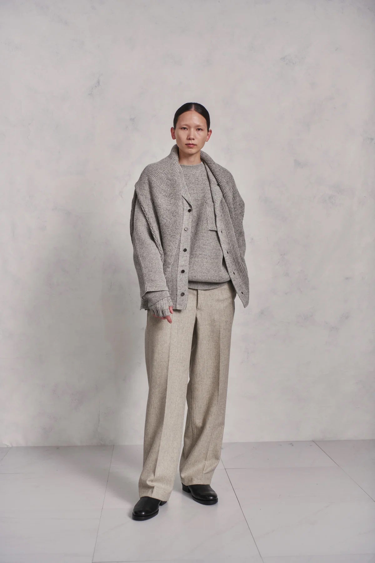 ○OLD JOE - BLENDED KEMPI WOOL RAPEL CARDY - PEWTER
