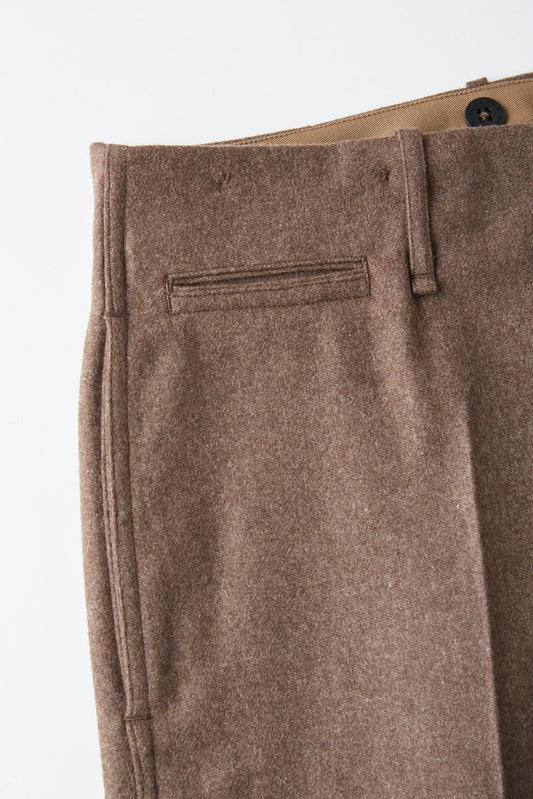 ○OLD JOE - PLEATED LIBERTY TROUSER - BARK