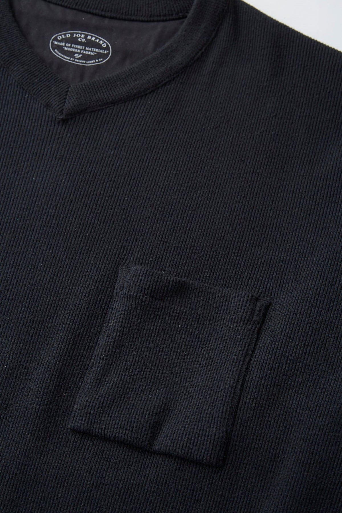 ○OLD JOE - VNECK SILK NEP RIBED TOPS - ONYX