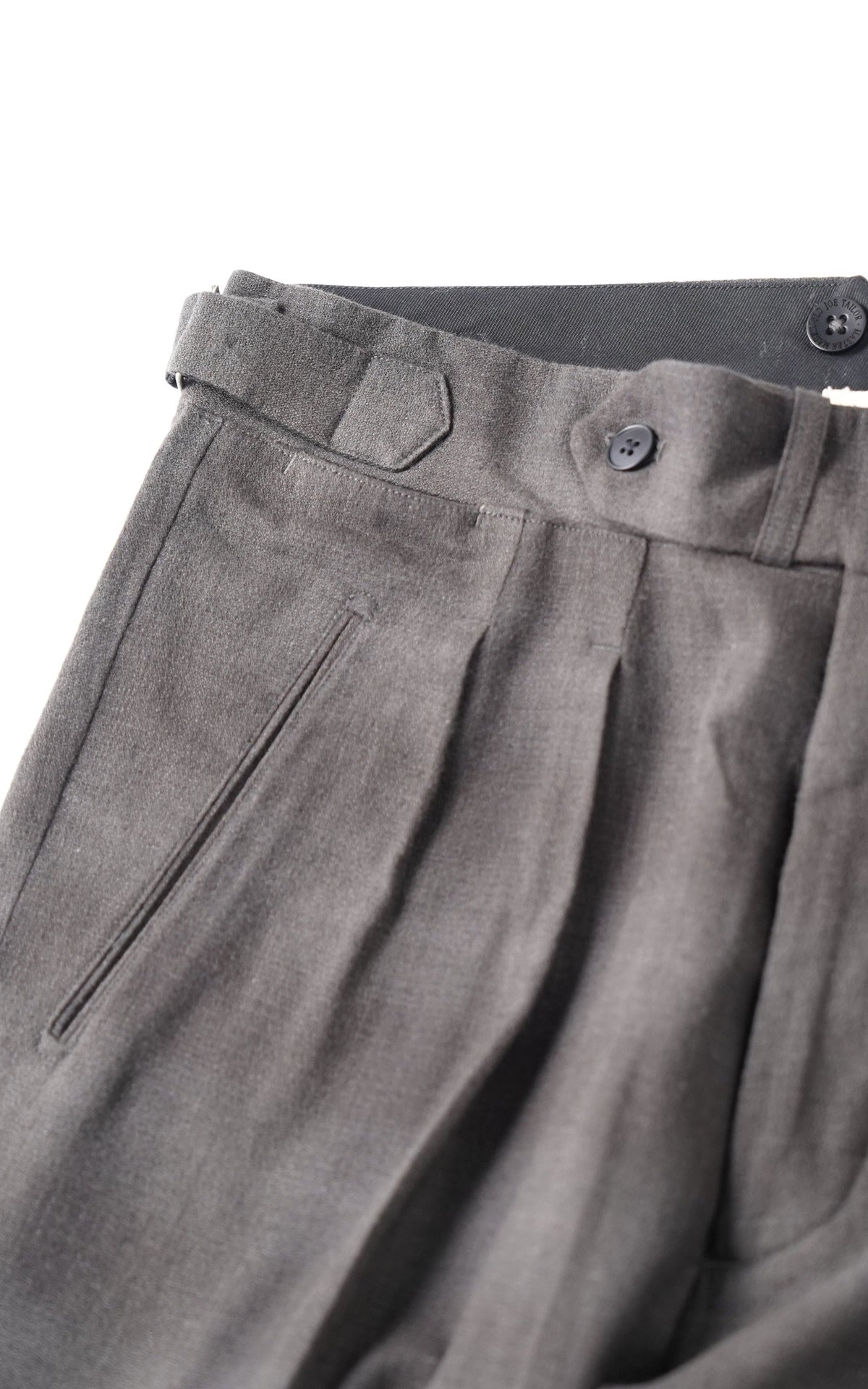 ○OLD JOE - DOUBLE-PLEATED SMARTY TROUSER - GRAPHITE PLAID