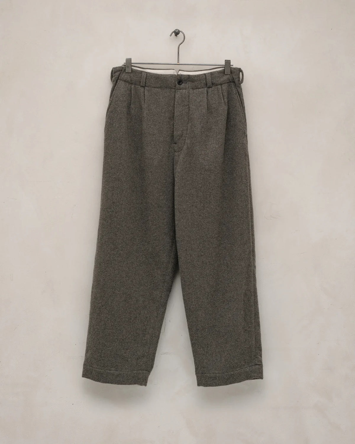 evan kinori - Two Pleat Pant - Brushed Wool/Cash. - Mid-Grey