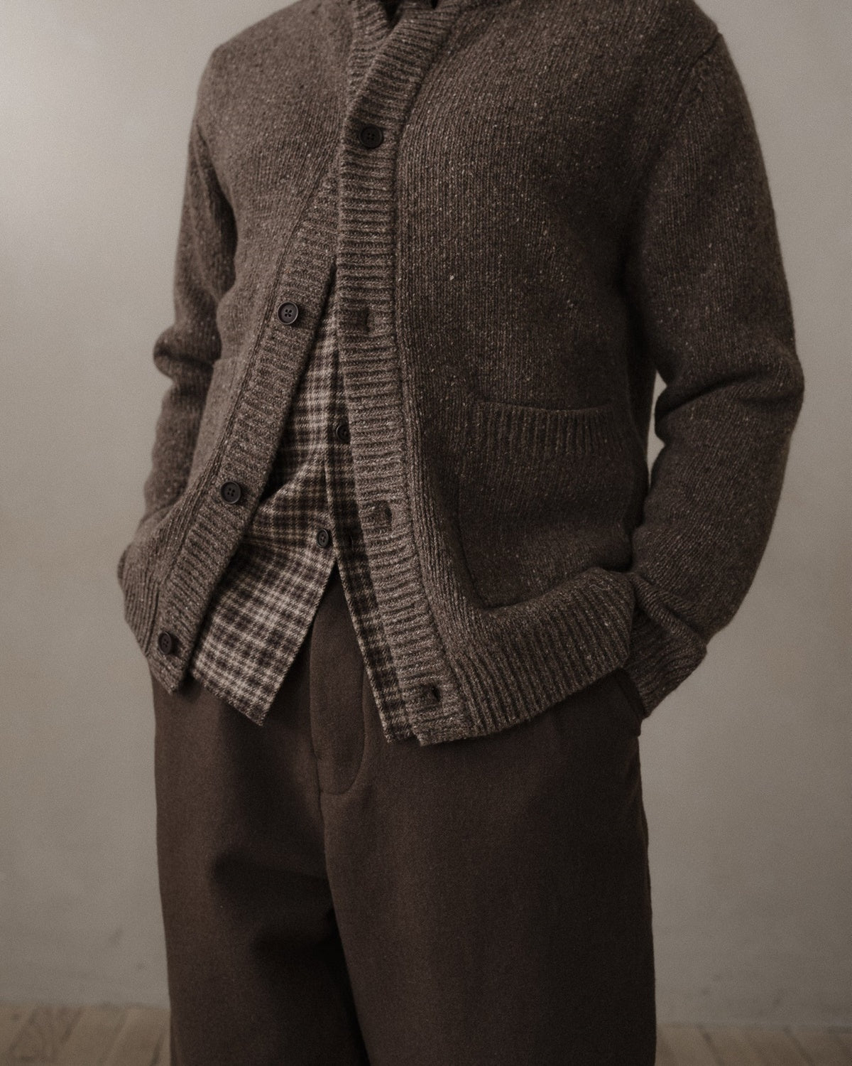 evan kinori - Crewneck Cardigan - Cashmere/Wool Tweed - Light Brown