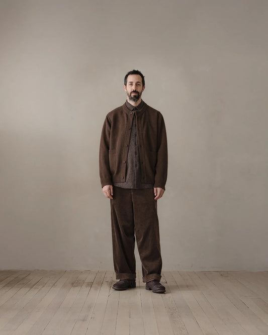 evan kinori - Crewneck Cardigan - Undyed Yak Wool - Dark Brown