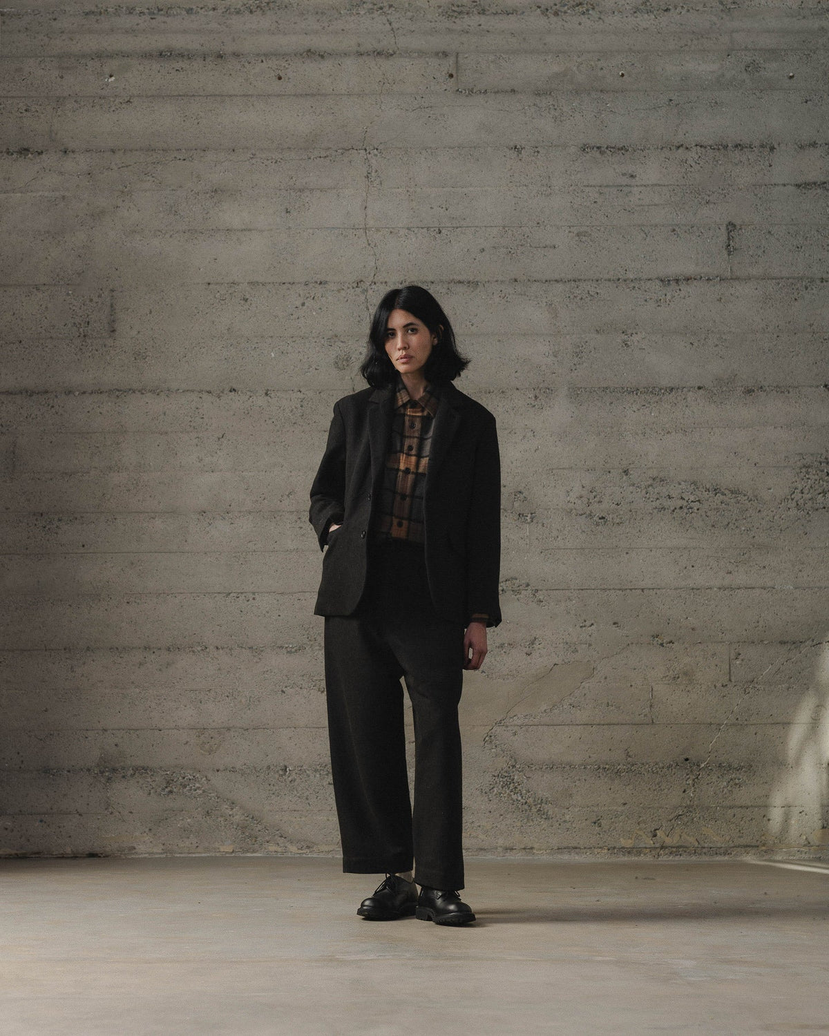 evan kinori - THREE BUTOON JACKET WOOL/LIN H-BONE - BLACK/BROWN