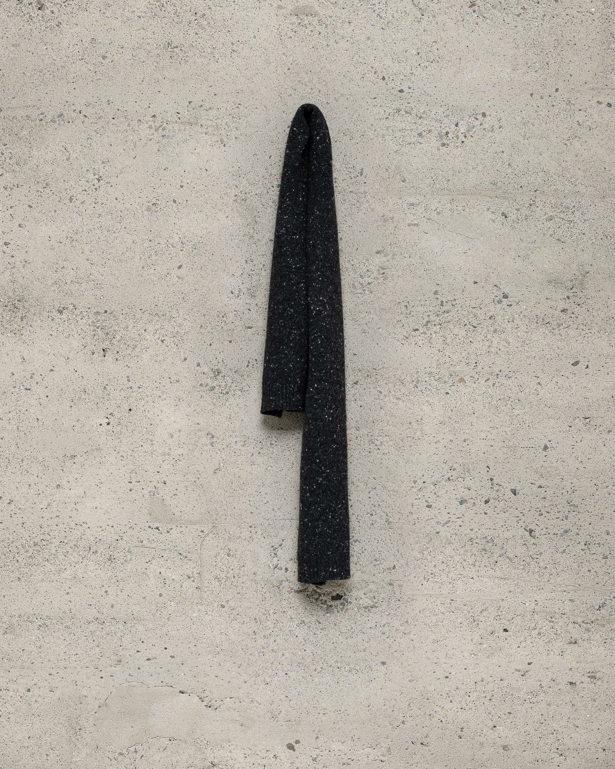 evan kinori - KNIT SCARF WOOL/CASHMERE TWEED - BLACK