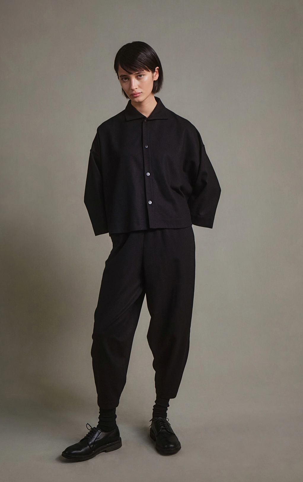 toogood - THE ACROBAT TROUSER WOOL CASH FLANNEL - FLINT – PHAETON toogood - THE ACROBAT TROUSER WOOL CASH FLANNEL - FLINT – PHAETON