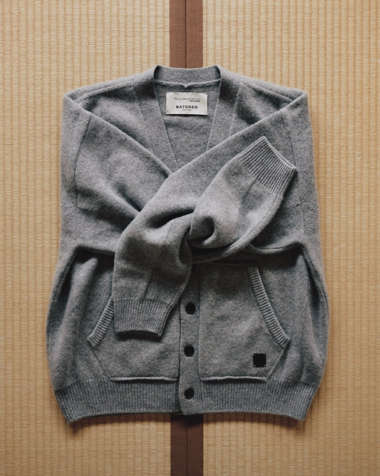 TOKYO DESIGN STUDIO New Balance - Cashmere 7G Cardigan - HEATHER GREY